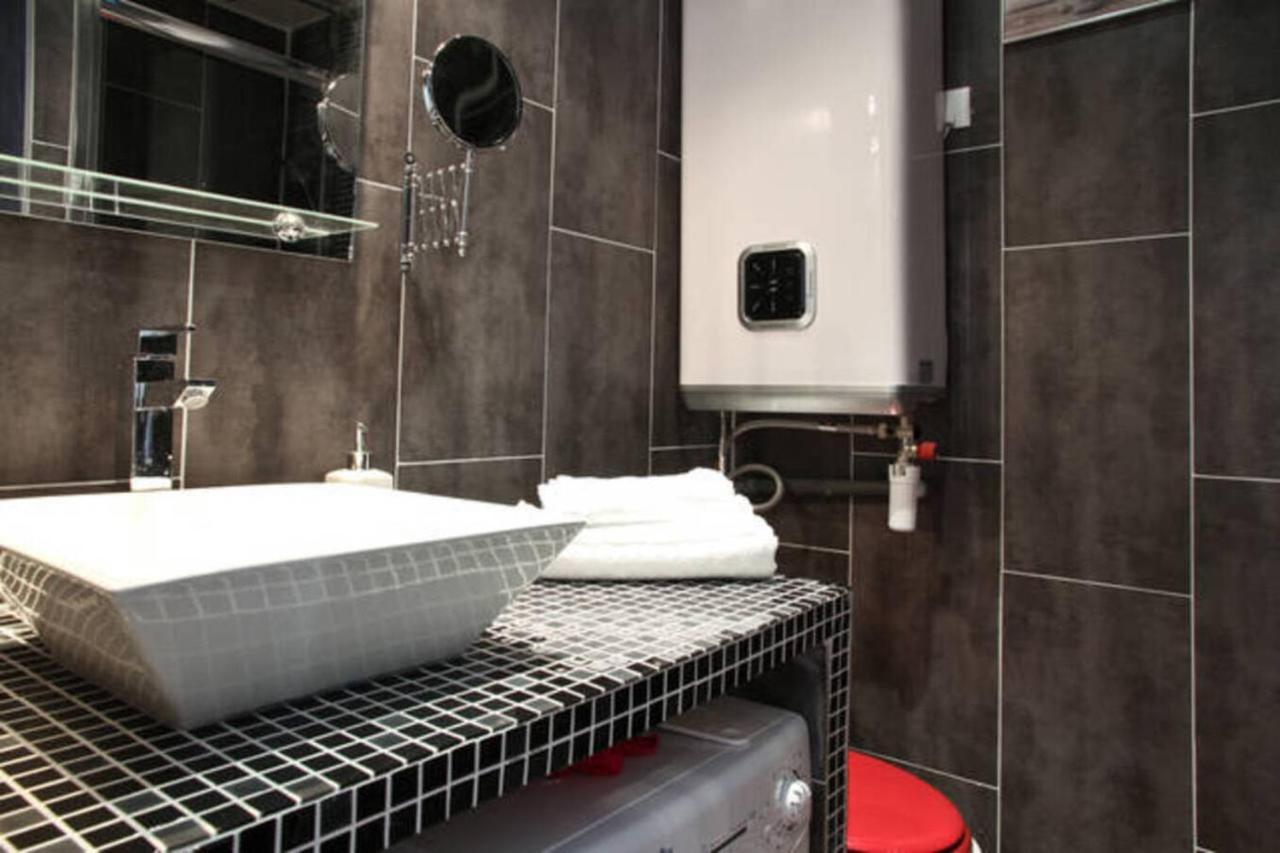 Marche Aux Puces De Saint-ouen Apartment Saint-Ouen (Seine-Saint-Denis)
